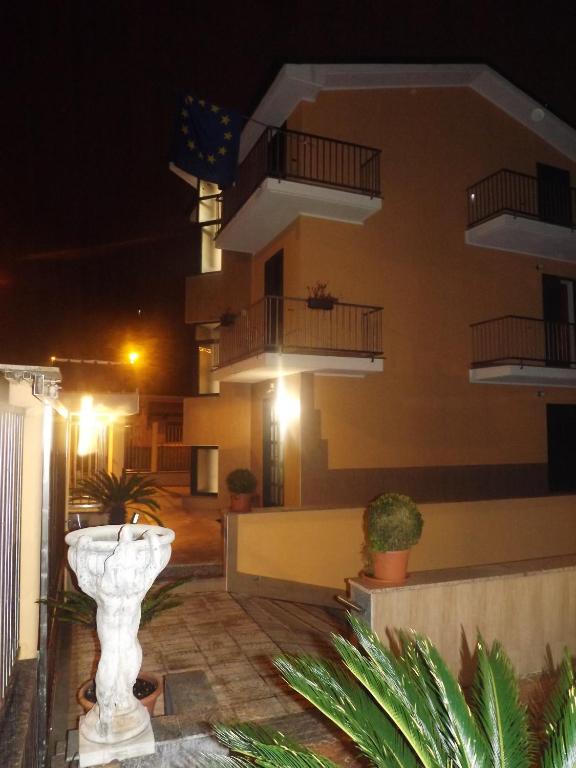 Affittacamere Pone Sesto San Giovanni Εξωτερικό φωτογραφία
